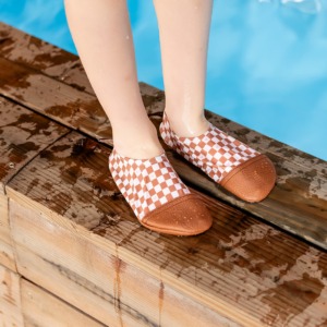 Alternative view of CHAUSSONS LES PETITS DAMIERS