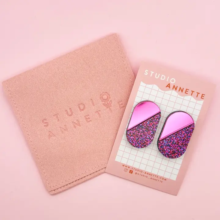 Boucles d'Oreilles Puces Viviane Magenta Paillettes