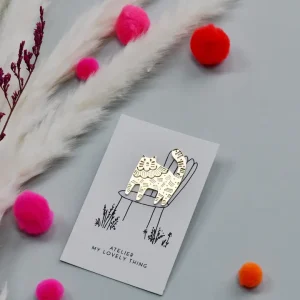 PIN'S LAITON CHAT