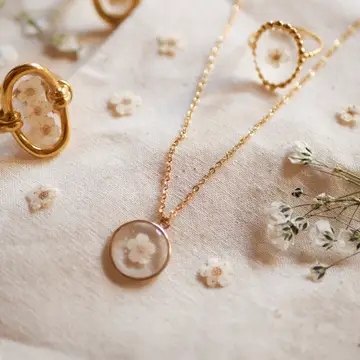 COLLIER ALMA FLEURS SECHEES