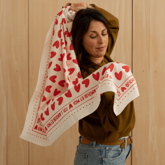 FOULARD ADULTE BLANC CŒUR ROUGE