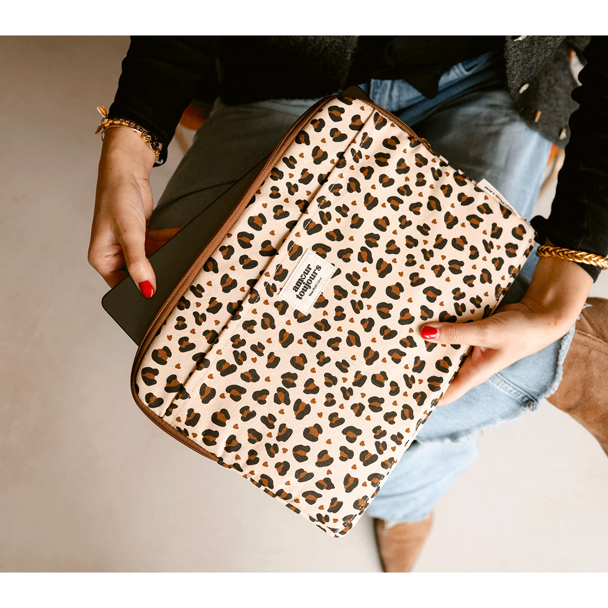 HOUSSE ORDINATEUR LEOPARD CŒUR – Image 3