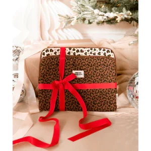 HOUSSE ORDINATEUR LEOPARD FONCÉ – Image 4