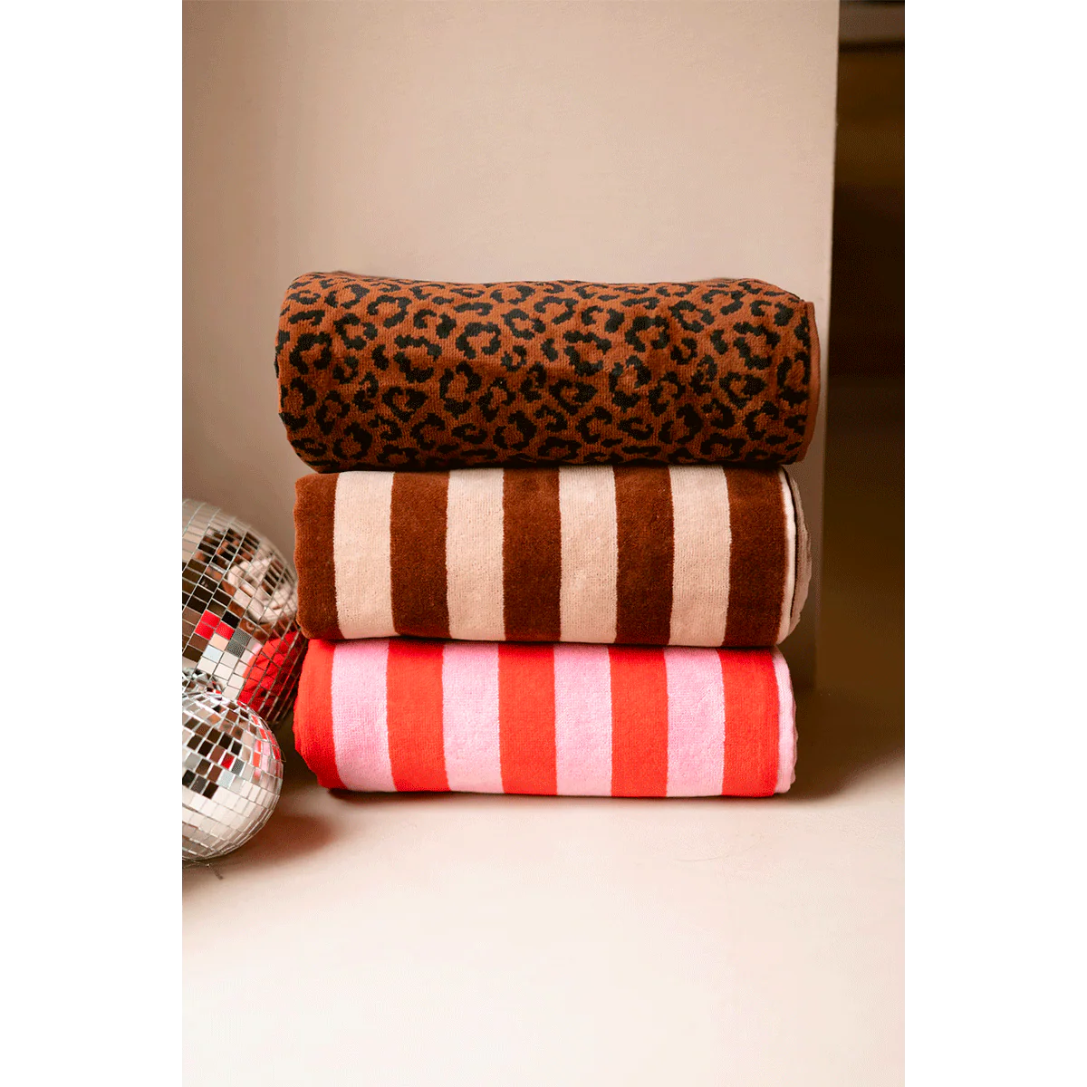 SERVIETTE DE BAIN RAYURES MARRONS NOIRES – Image 5