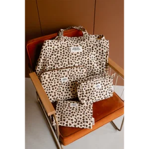 TROUSSE DE TOILETTE LEOPARD CŒUR – Image 5