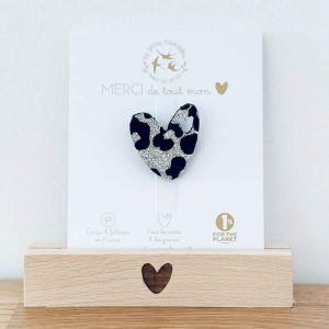 BROCHE FEUTRINE PAILLETEE CŒUR LEOPARD DORE – Image 3