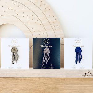 Alternative view of PIN'S FEUTRINE PAILLETEE MEDUSE - BLEU