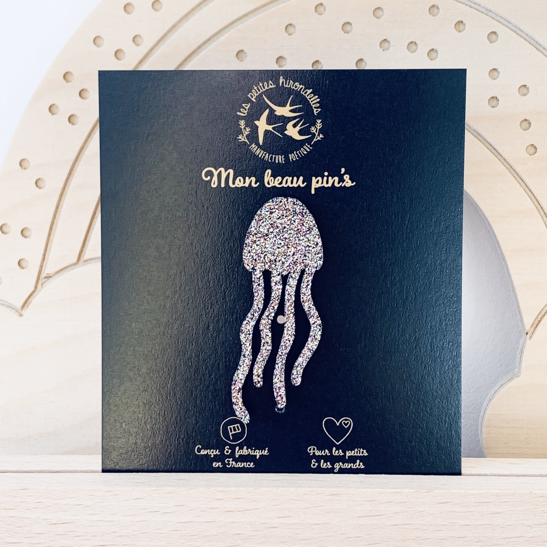 PIN'S FEUTRINE PAILLETEE MEDUSE- MULTI – Image 3