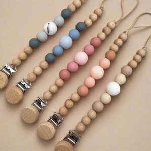 ATTACHE TÉTINE GAÏA TAUPE
