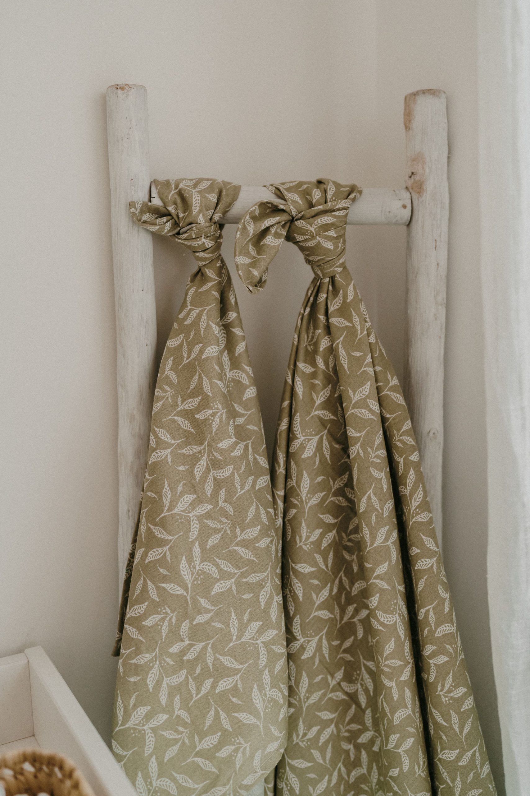 DUO DE LANGES LEAVES – Image 3