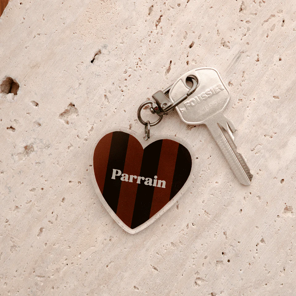 PORTE CLES PARRAIN RAYURES MARRONS ET NOIRES