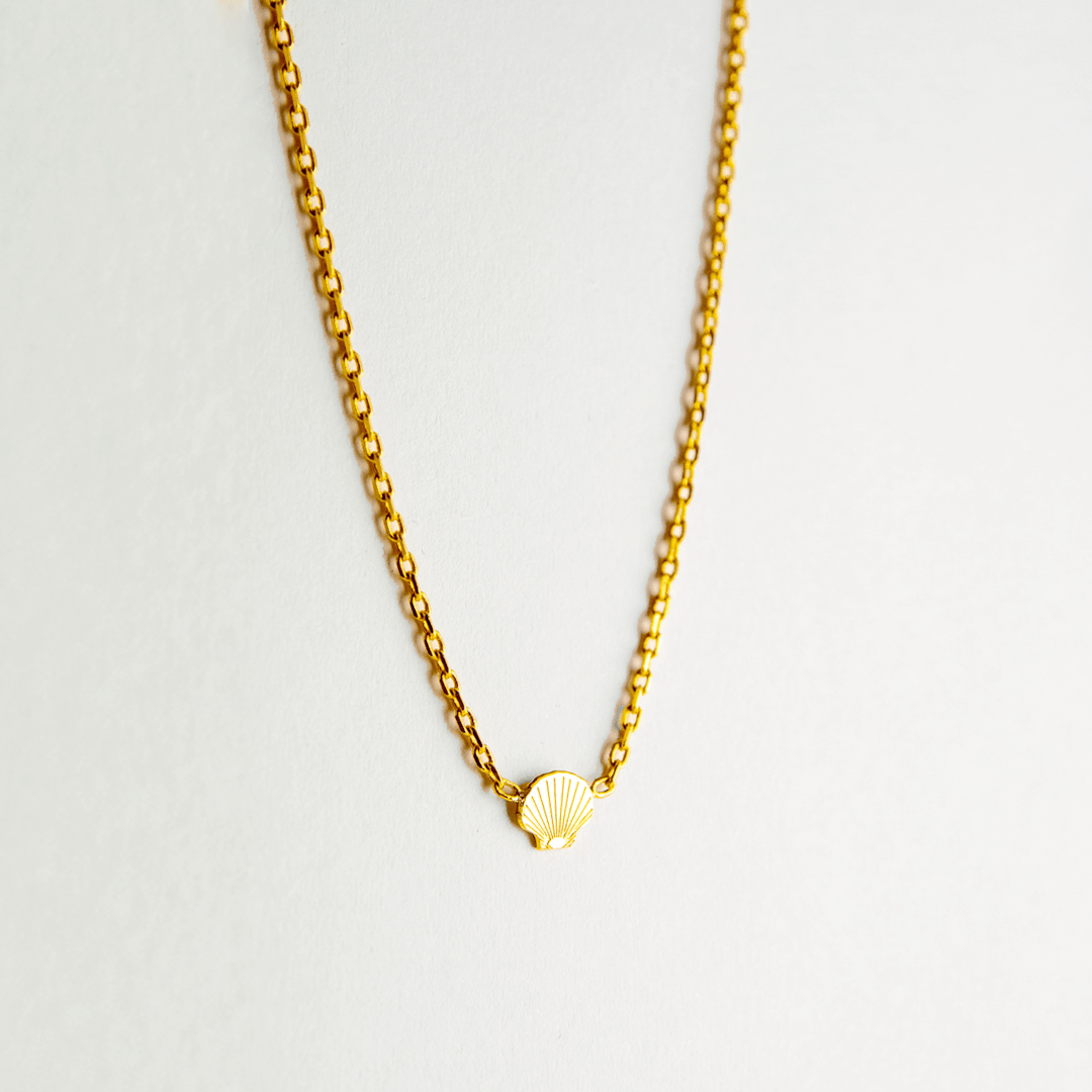 COLLIER COURT ENFANT COQUILLAGE