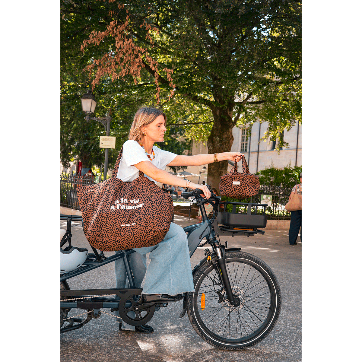 LUNCHBAG ISOTHERME LEOPARD MARRON – Image 2