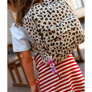 Alternative view of SAC A DOS LEOPARD COEUR