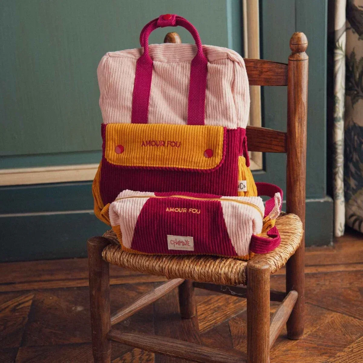 SAC À DOS VELOURS BORDEAUX AMOUR FOU – Image 4